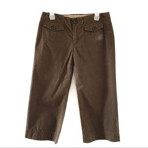 Capris Banana Republic NWT Size 6 Olive Brown